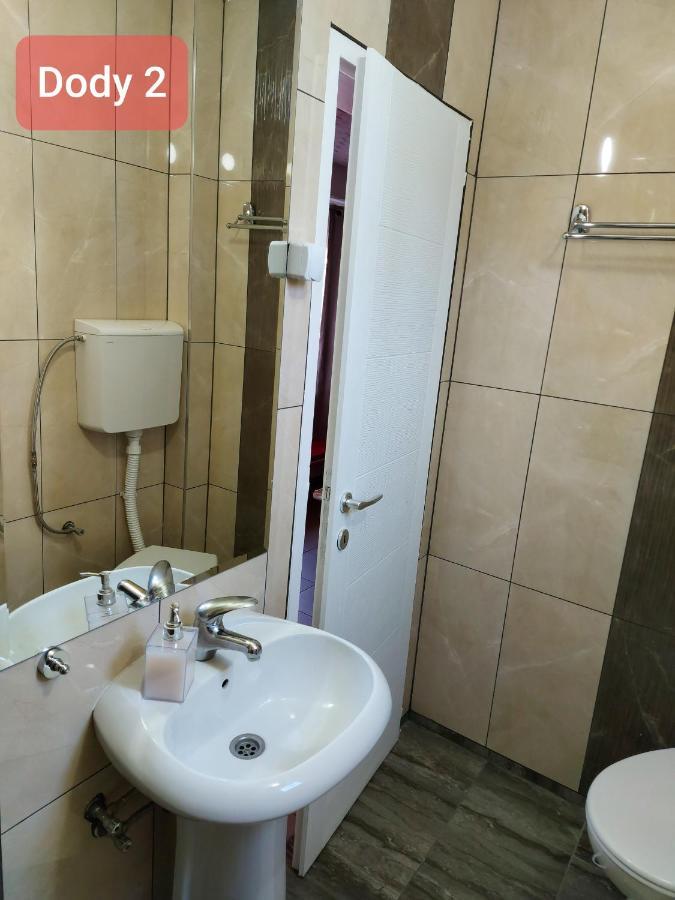 Dody Apartmani Лесковац Экстерьер фото
