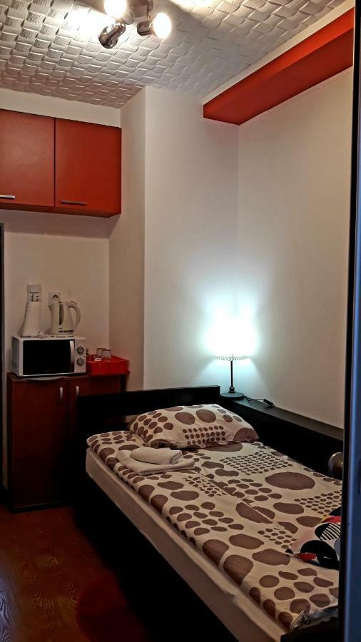 Dody Apartmani Лесковац Экстерьер фото